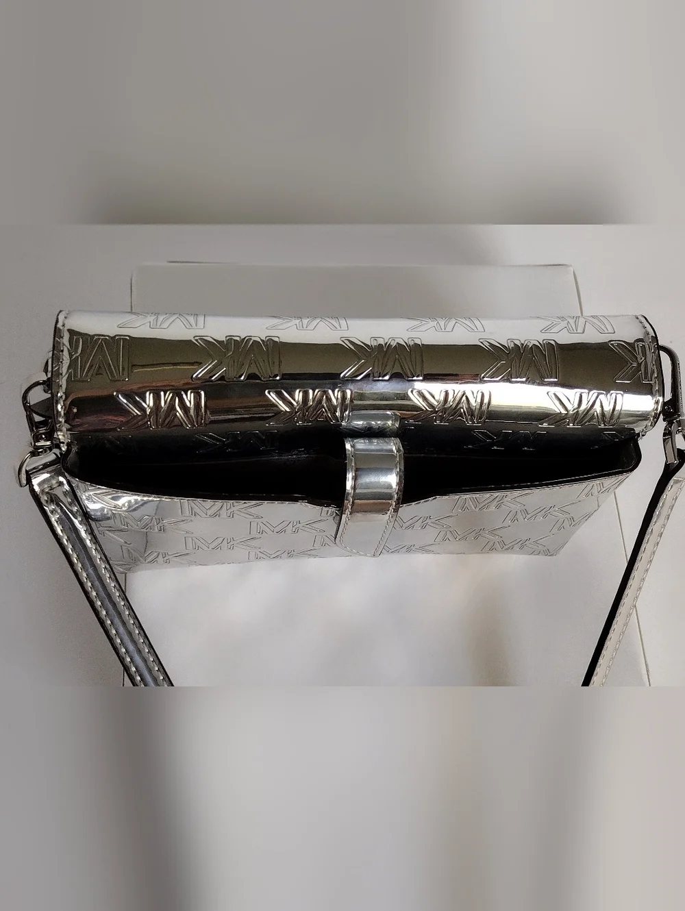 Michael Kors Metallic Silver MK Logo Crossbody - Picture 4 of 11